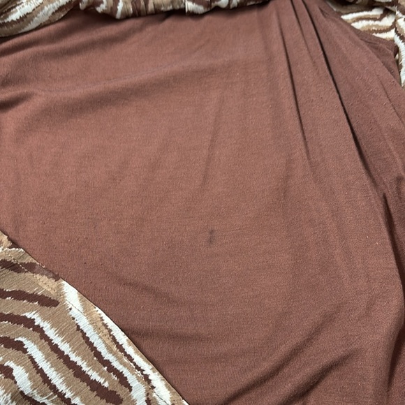Multiples Ladies Brown Animal Print Tunic W/Buttons & Attached Camisole Size 2X - Picture 14 of 15